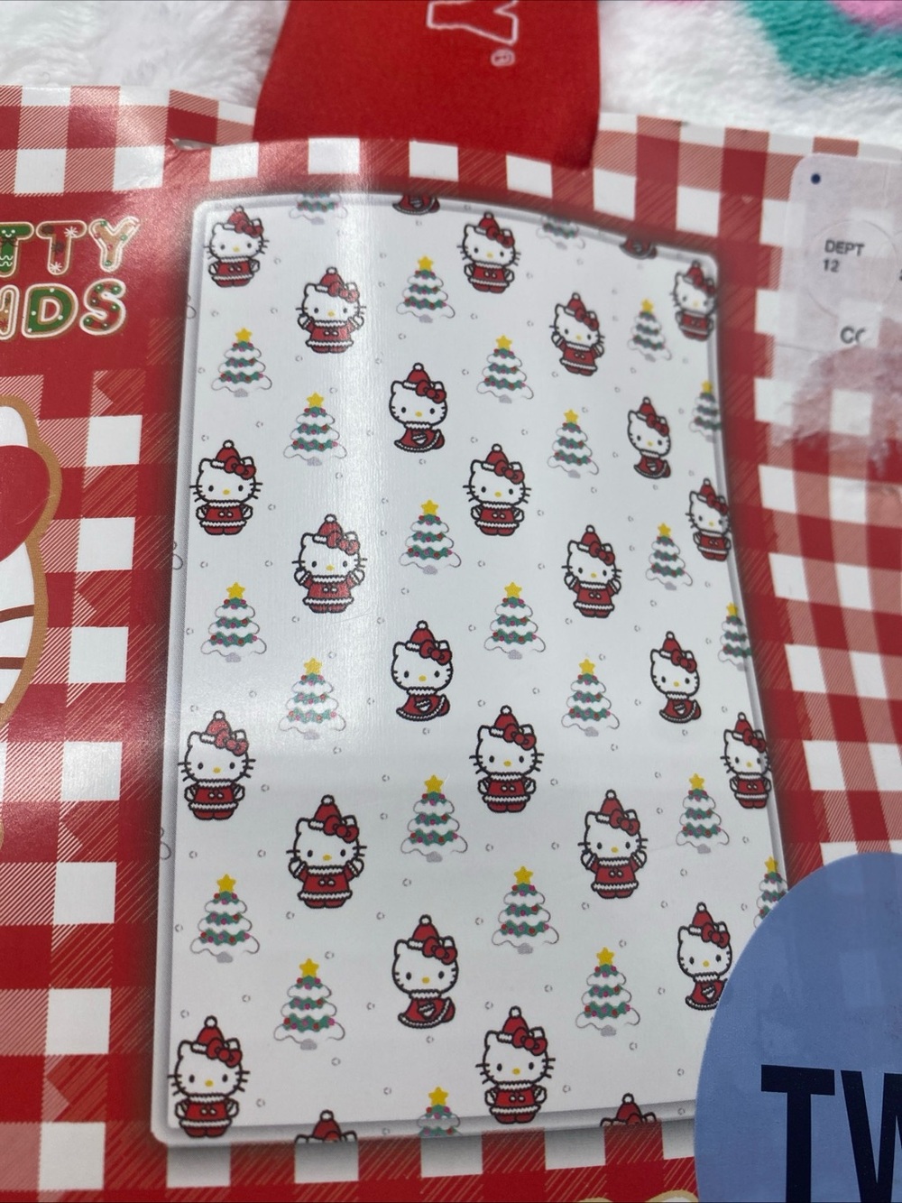 Hello Kitty Sherpa Backed Christmas Blanket Twin 60x90 Plush Throw Kawaii Sanrio - Picture 3 of 6